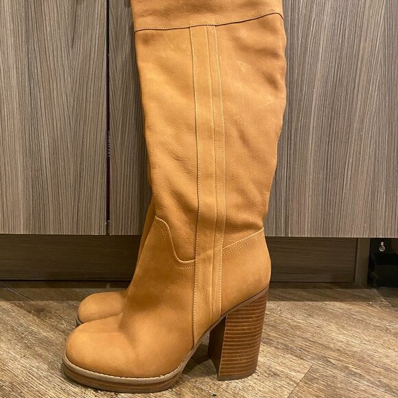 Jlo By Jennifer Lopez Knee High Heel - Picture 3 of 5